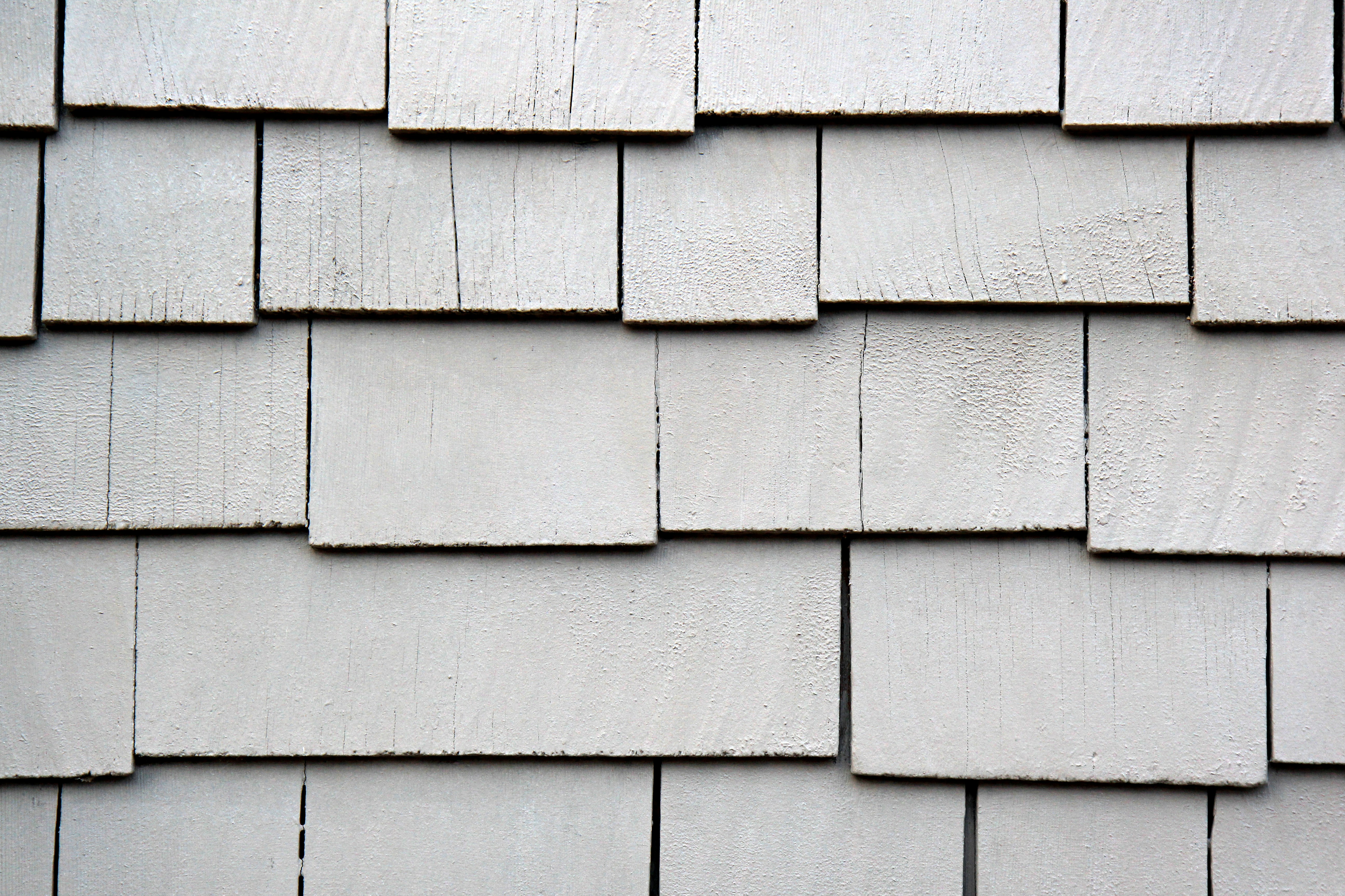 Cedar wood shake roof on a rustic Craftsman-style home