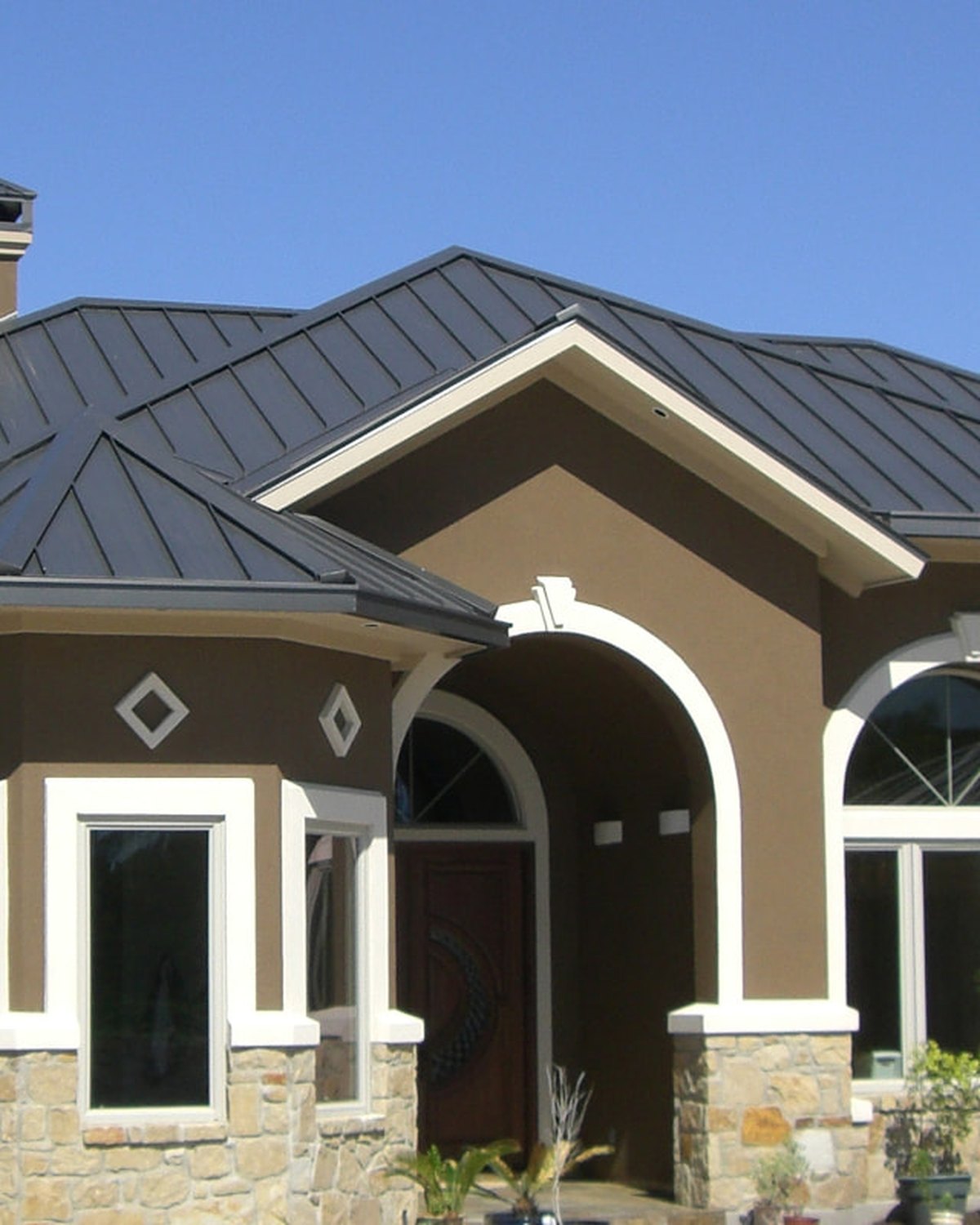 Roof replacement on a brick home in Georgia